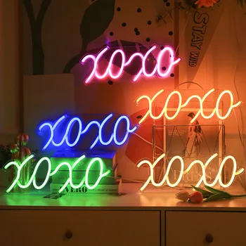 XOXO Neon Znak Svetlobe LED Sladko Neon Doma Dekoracijo Estetike Neonske Znaki Lepo Darilo za Družino Spalnica Noč Stenska Svetilka